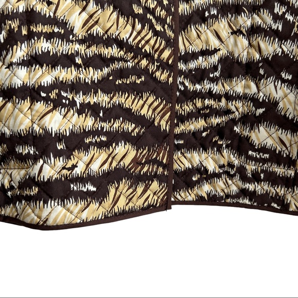 Don Caster Reversible Silk Animal Print Quilted Jacket (14) - Picture 12 of 15